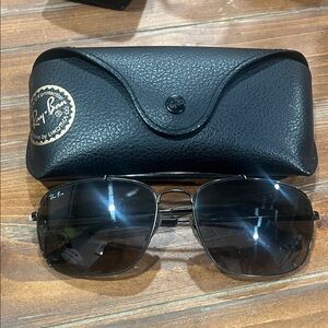 Ray-Ban Men’s Black Frame Sunglasses with Black Lenses